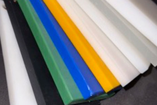 PLÁSTICOS DE INGENIERÍA